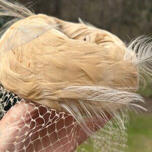 MISS SALLY VICTOR NYC Lord & Taylor Peach Feather Hat Topper
